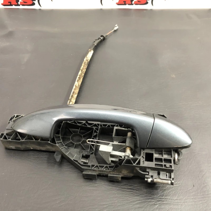 Maner usa dreapta spate / Volkswagen Passat B7 2013 / Caroserie, oglinzi si faruri