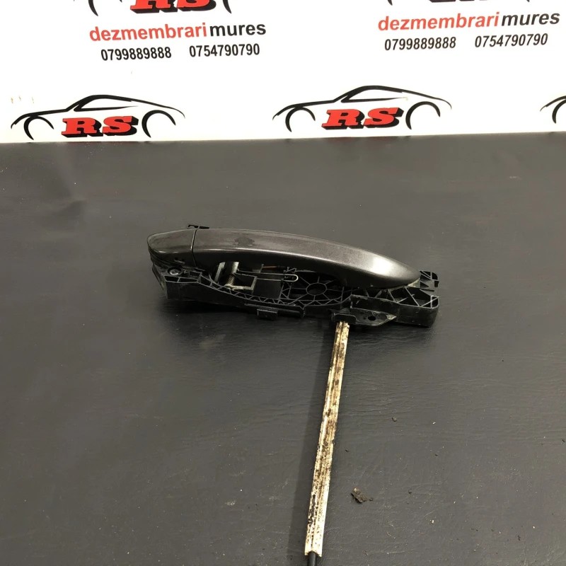 Maner usa dreapta fata Volkswagen Passat B7 2013