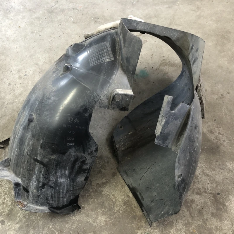 Carenaj dreapta fata mare / Peugeot 3008 3008 2010 / Caroserie, oglinzi si faruri