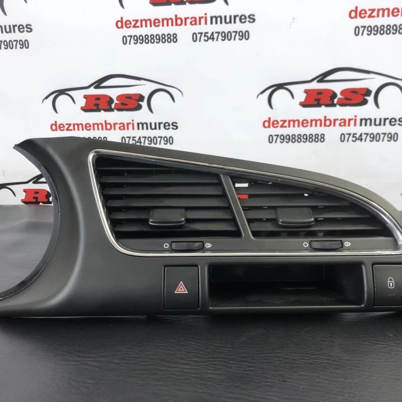 Grila aer bord / Peugeot 3008 3008 2010 / Interior