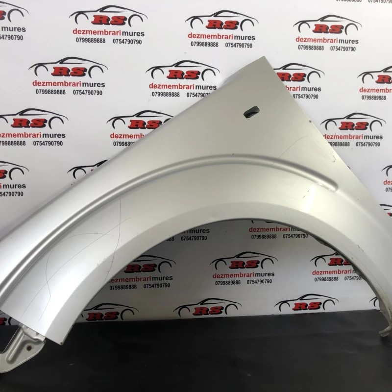 Aripa stanga fata / Nissan Navara D40 2006 / Caroserie, oglinzi si faruri