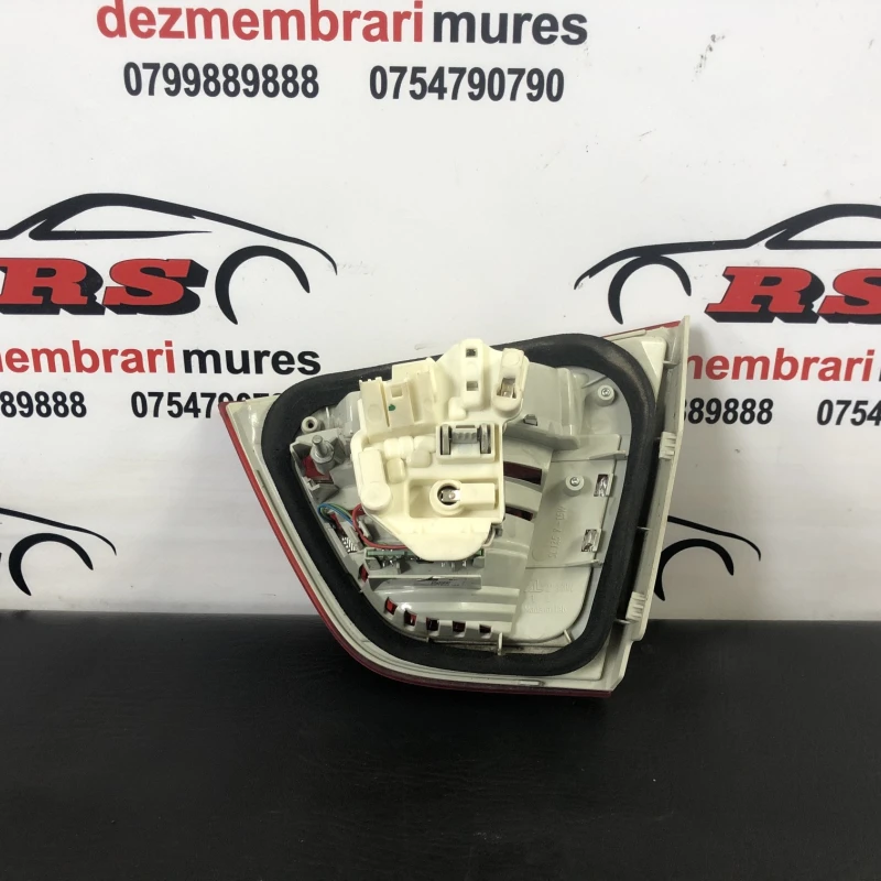Stop stanga haion / BMW Seria 3 E91 LCI 2012 / Caroserie, oglinzi si faruri