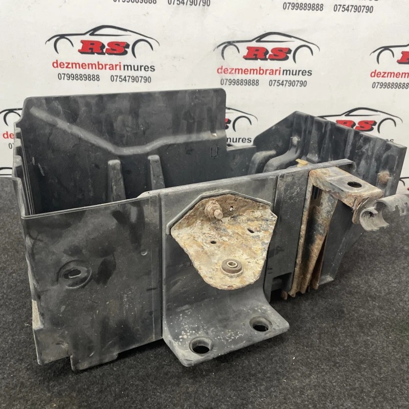 Carcasa baterie / Renault Trafic Trafic 2011 / Motor, racire si evacuare