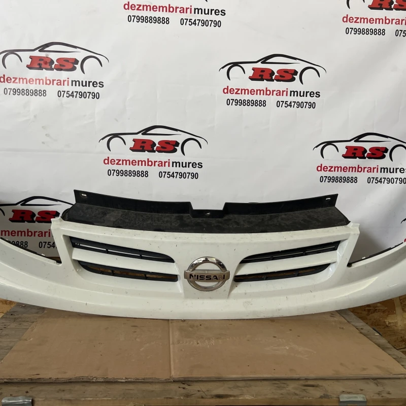 Grila radiator cu emblema / Nissan Primastar Primastar 2015 / Caroserie, oglinzi si faruri