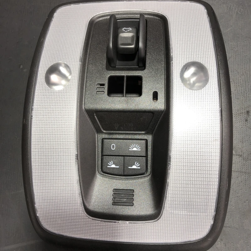 Lampa plafon / Volvo XC60 D4 2016 / Interior