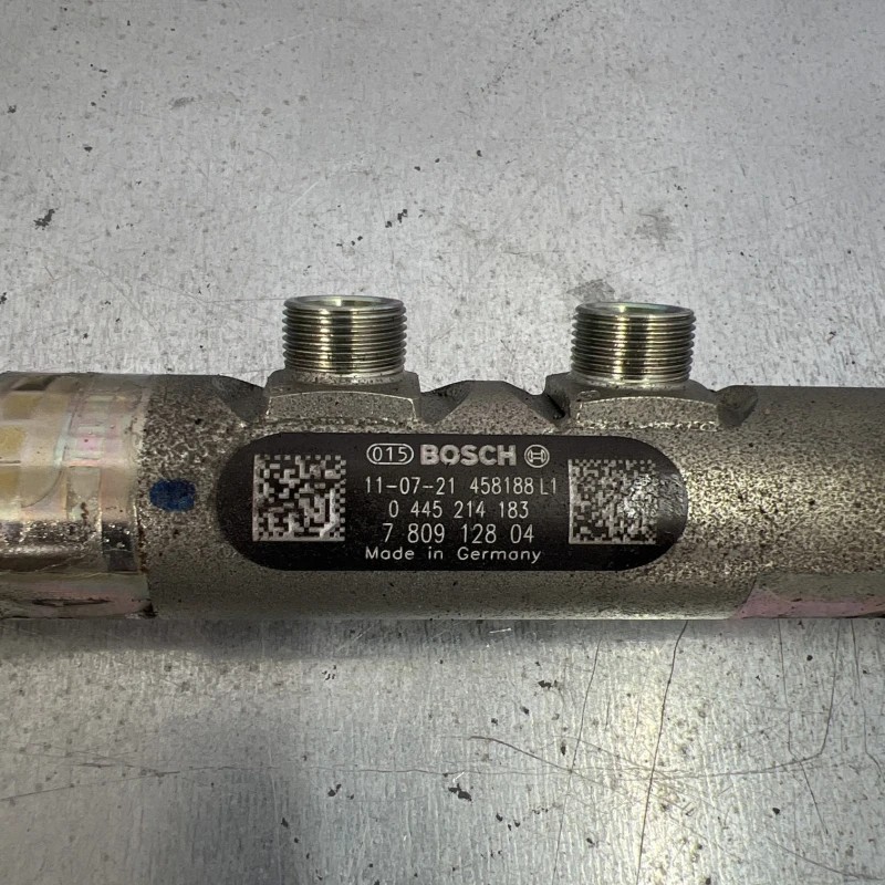 Rampa injectoare cu senzor / BMW Seria 3 E91 LCI 2012 / Motor, racire si evacuare
