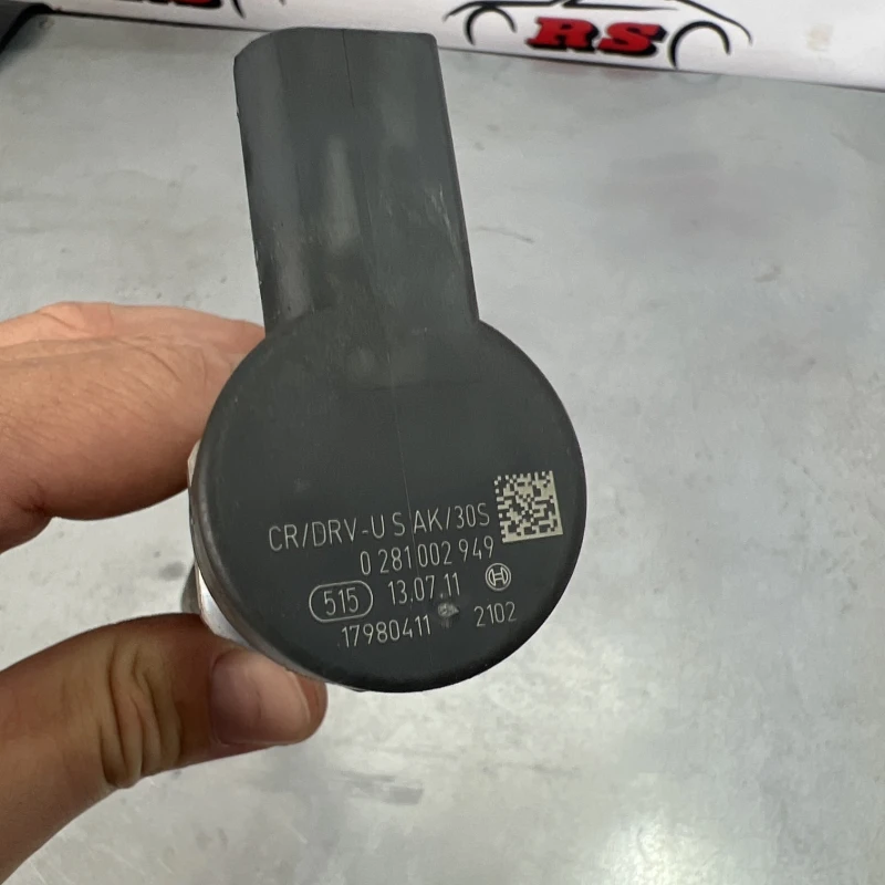 Rampa injectoare cu senzor / BMW Seria 3 E91 LCI 2012 / Motor, racire si evacuare