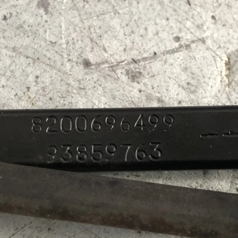 Brate stergatoare fata / Renault Trafic Trafic 2011 / Caroserie, oglinzi si faruri