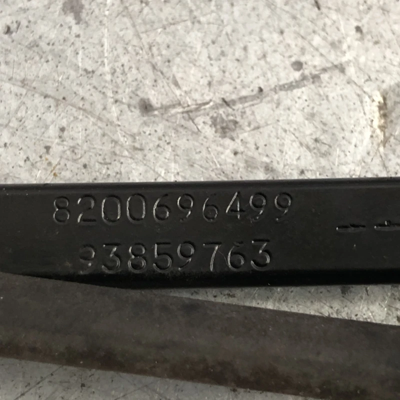 Brate stergatoare fata / Renault Trafic Trafic 2011 / Caroserie, oglinzi si faruri