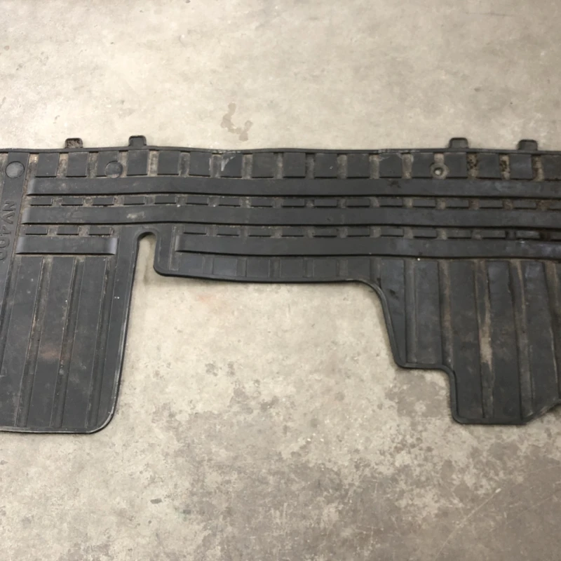Pres fata original Nissan 