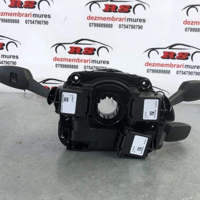 Spira volan cu manete / BMW Seria 3 E91 LCI 2012 / Audio si electronice