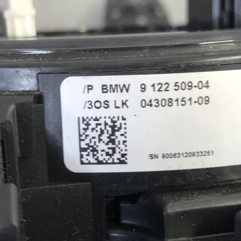 Spira volan cu manete / BMW Seria 3 E91 LCI 2012 / Audio si electronice