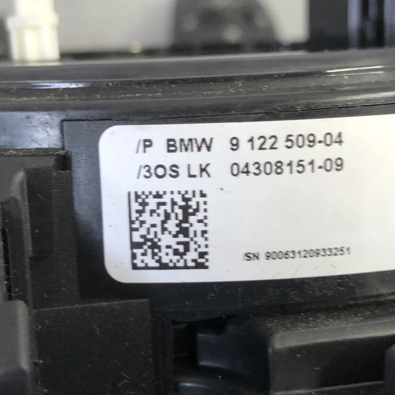 Spira volan cu manete / BMW Seria 3 E91 LCI 2012 / Audio si electronice