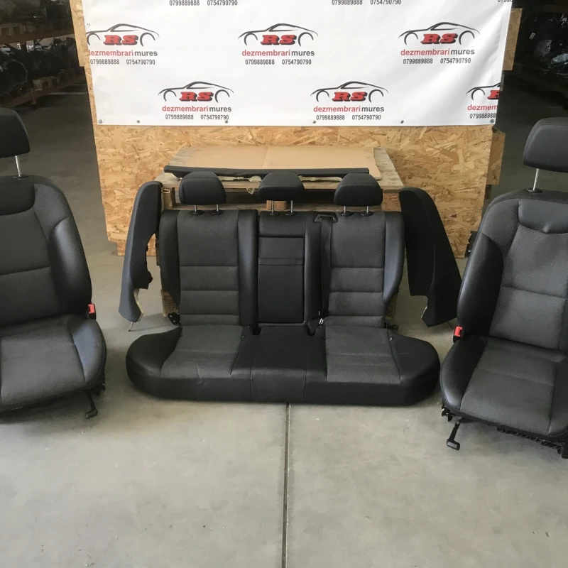Scaune fata spate interior Mercedes-Benz 