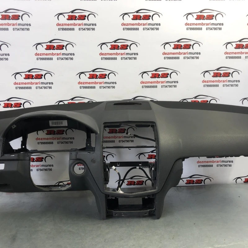 Plansa bord Mercedes-Benz 