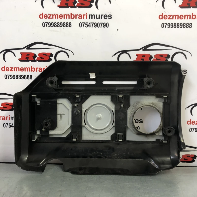 Capac motor / Volkswagen Tiguan 5N 2010 / Motor, racire si evacuare