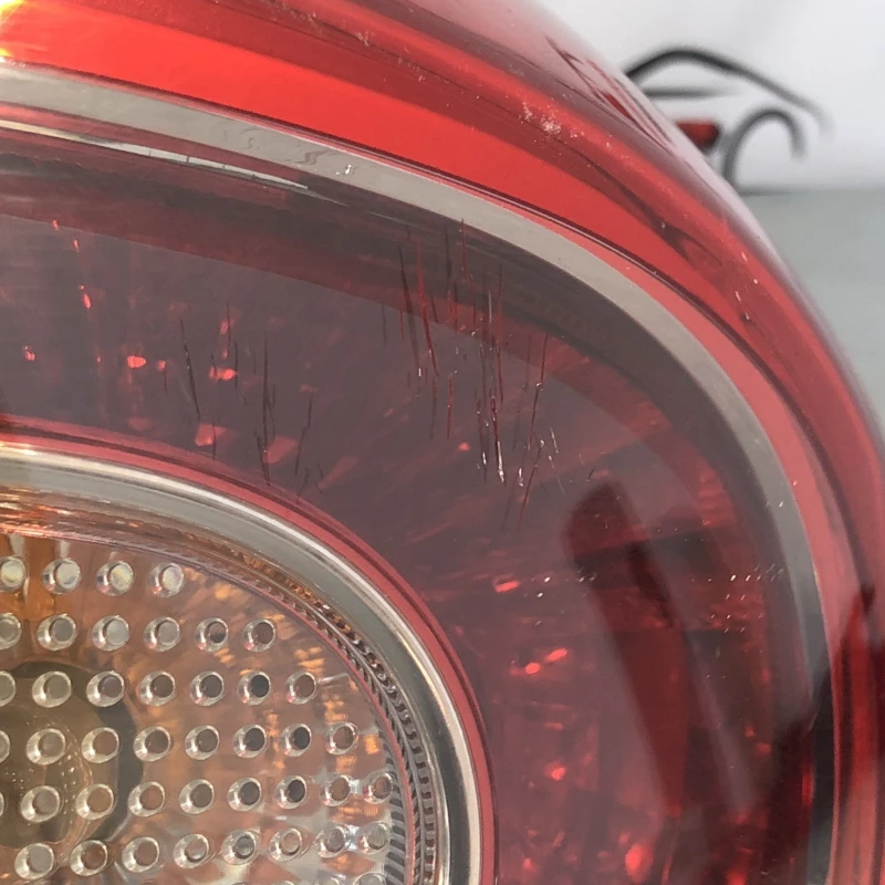 Stop dreapta caroserie / Volkswagen Tiguan 5N 2010 / Caroserie, oglinzi si faruri
