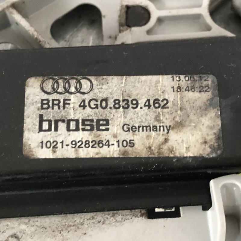 Macara geam dreapta spate / Audi A6 C7 2013 / Caroserie, oglinzi si faruri