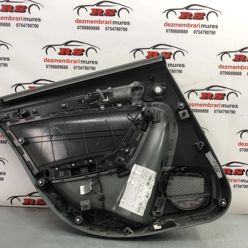 Panou tapiterie usa dreapta spate / Audi A4 B8 2010 / Interior