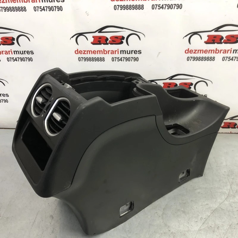 Cotiera centrala / Alfa Romeo 159 sportwagon 939 2008 / Interior