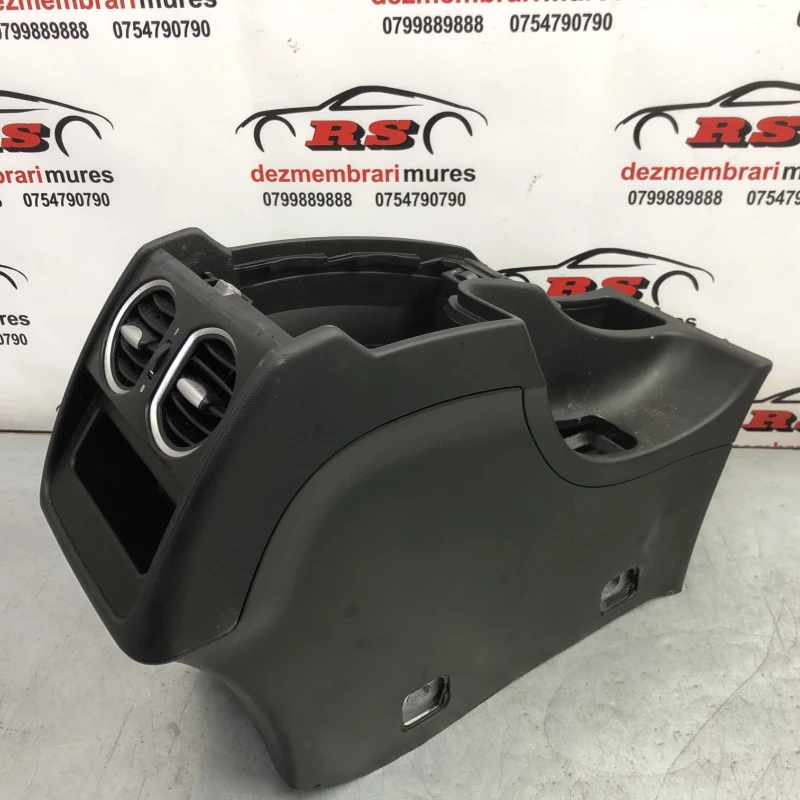 Cotiera centrala / Alfa Romeo 159 sportwagon 939 2008 / Interior