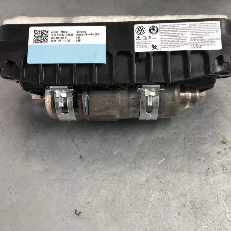 Airbag pasager / Volkswagen Golf MK6 2011 / Interior