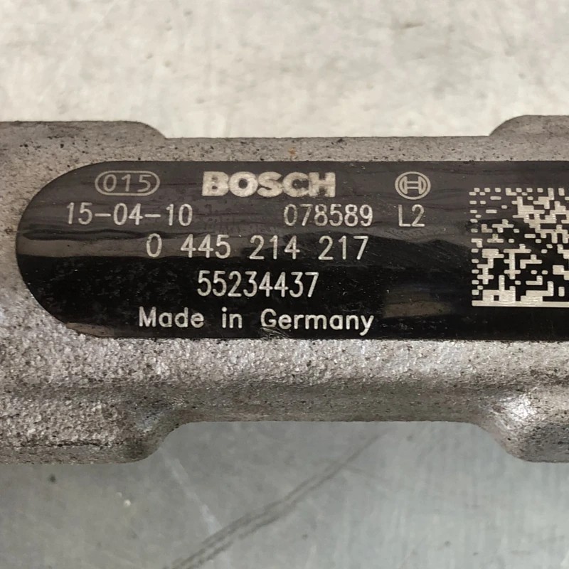 Rampa injectoare cu senzor / Fiat Fiorino 225 2015 / Motor, racire si evacuare
