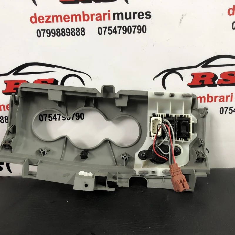 Ornament trim bord / Renault Trafic Trafic 2011 / Interior