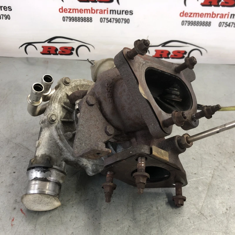 Turbosuflanta turbo turbina Nissan 