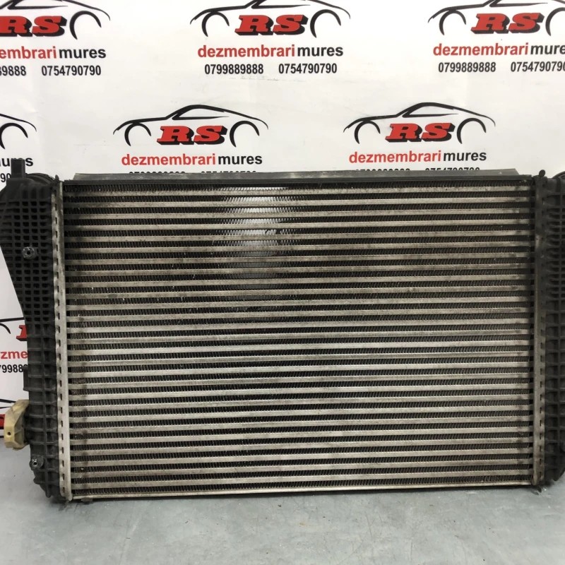 Radiator intercooler / Volkswagen Passat B7 2013 / Motor, racire si evacuare