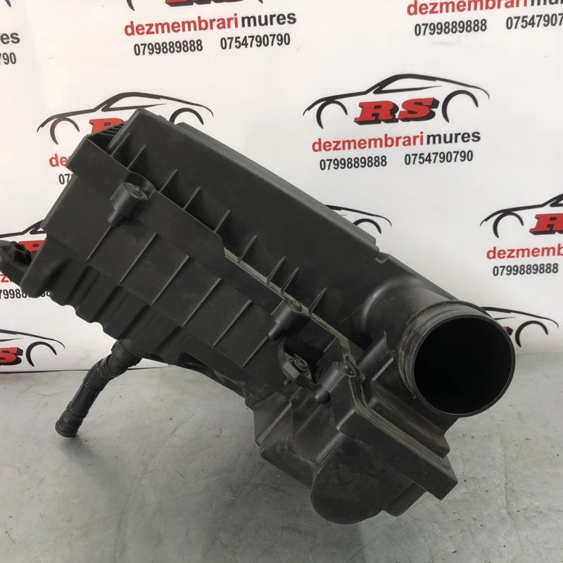 Carcasa filtru aer Volkswagen Passat B6 2010