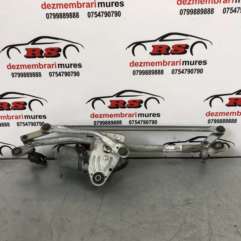 Ansamblu stergatoare cu motoras / Audi A4 B8 2010 / Caroserie, oglinzi si faruri