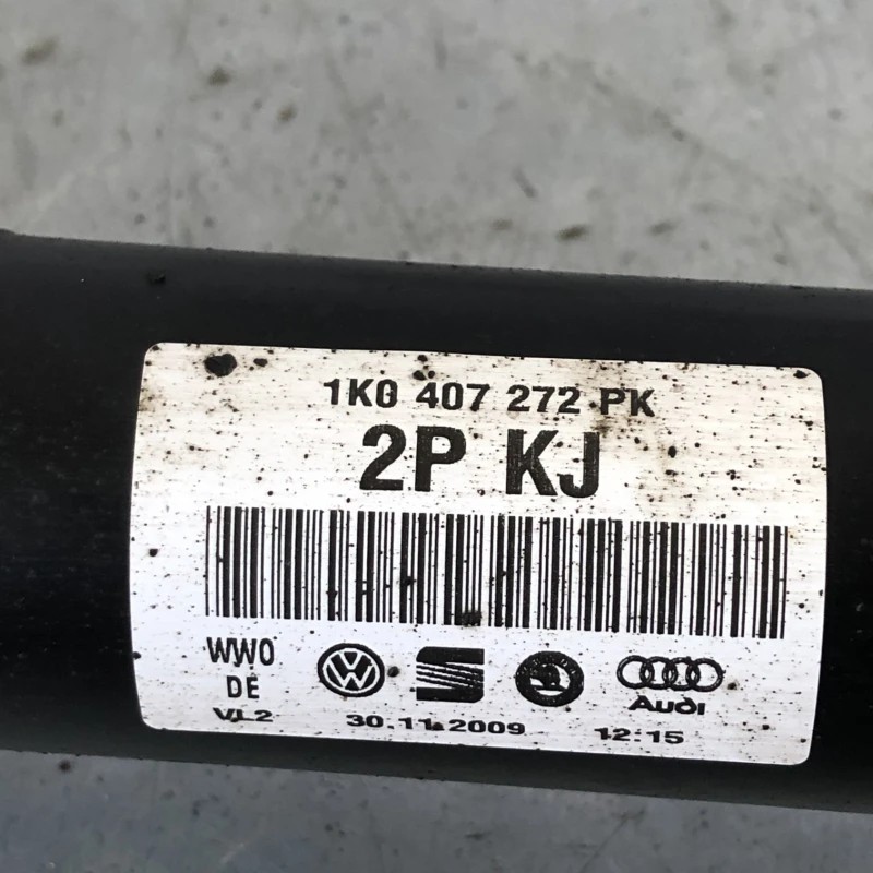 Planetara dreapta fata / Volkswagen Passat B6 2010 / Cutie viteze, ambreiaj, transmisie