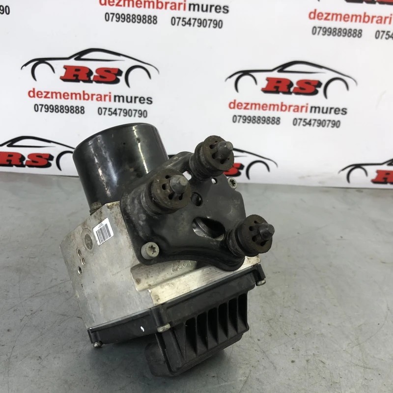 Pompa abs / Volkswagen Passat B6 2010 / Frane