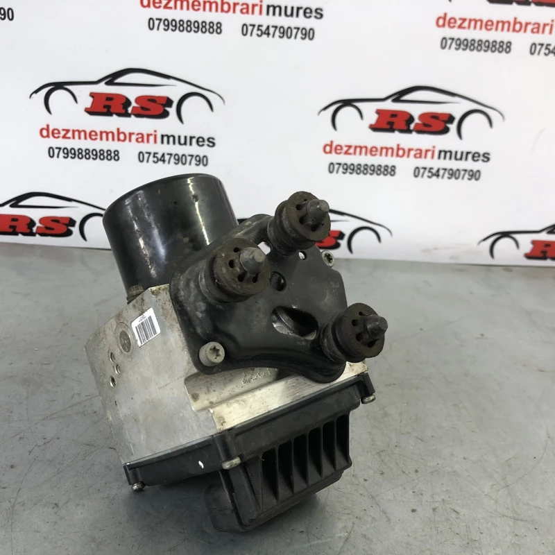 Pompa abs / Volkswagen Passat B6 2010 / Frane