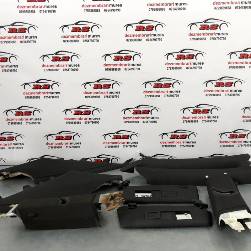 Ornamente interioare negre Audi RS5 8T 2011