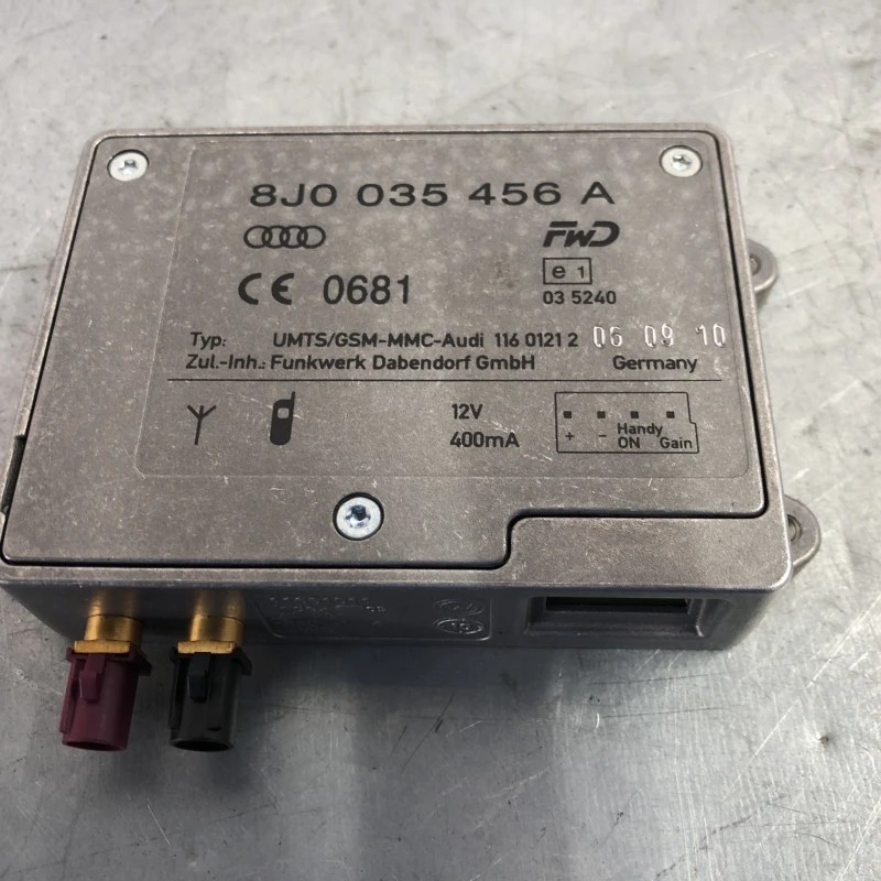Amplificator antena / Audi RS5 8T 2011 / Audio si electronice