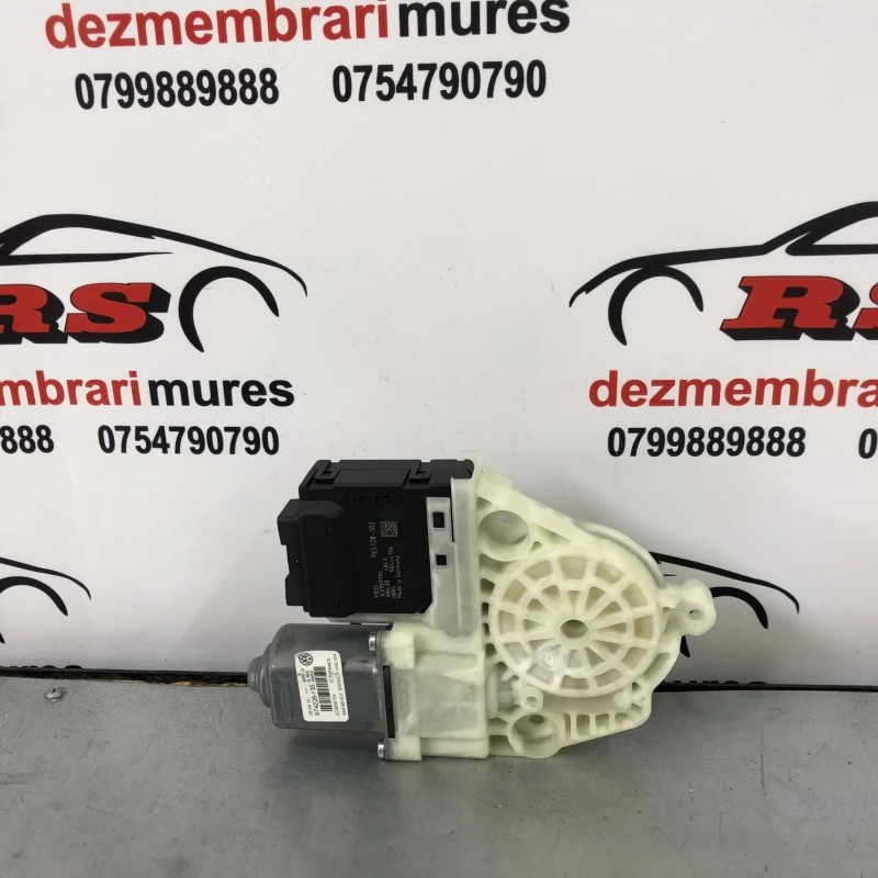Motoras geam dreapta spate Volkswagen Passat B6 2010