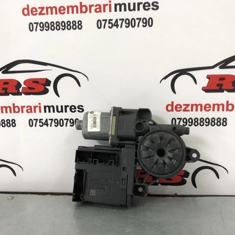 Motoras geam stanga fata / Volkswagen Passat B6 2010 / Audio si electronice