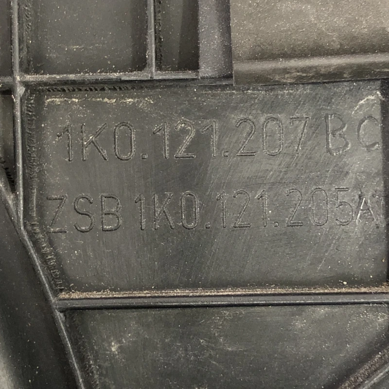 Electroventilator / Volkswagen Passat B6 2010 / Motor, racire si evacuare