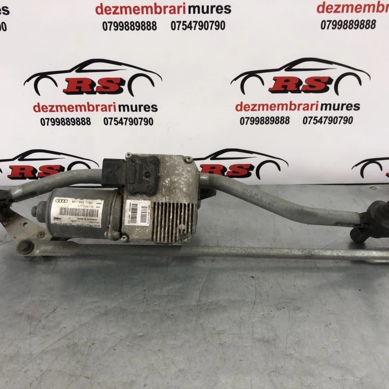 Ansamblu stergatoare cu motoras / Audi A4 B8 2013 / Caroserie, oglinzi si faruri