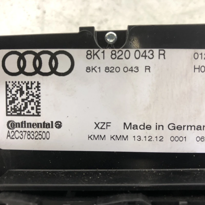 Panou climatronic / Audi A4 B8 2013 / Climatizare