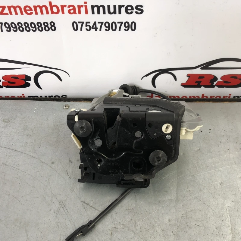 Iala broasca usa dreapta fata / Volkswagen Passat B6 2010 / Caroserie, oglinzi si faruri