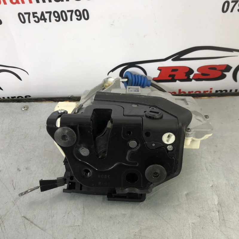 Iala broasca usa dreapta spate / Volkswagen Passat B6 2010 / Caroserie, oglinzi si faruri