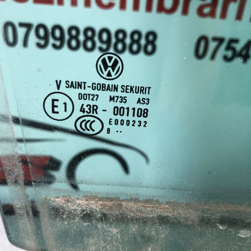 Geam dreapta spate / Volkswagen Tiguan 5N 2009 / Caroserie, oglinzi si faruri
