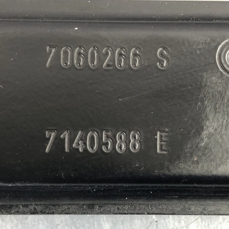Macara geam dreapta fata / BMW Seria 3 E91 LCI 2012 / Caroserie, oglinzi si faruri