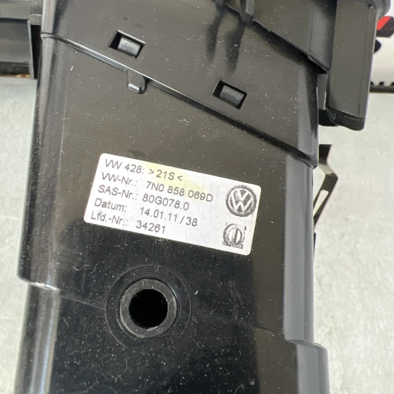 Grila aer bord / Volkswagen Sharan 7N 2011 / Interior