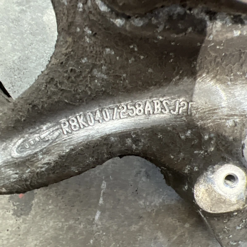 Fuzeta dreapta fata / Audi A4 B8 2013 / Directie si suspensie