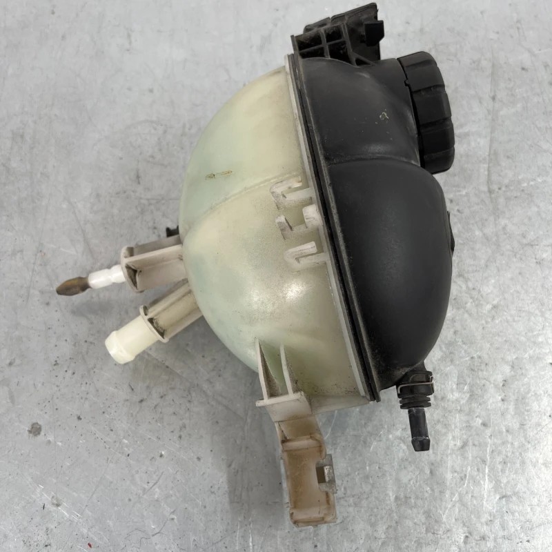 Vas expansiune / Mercedes-Benz C Class W204 2010 / Motor, racire si evacuare
