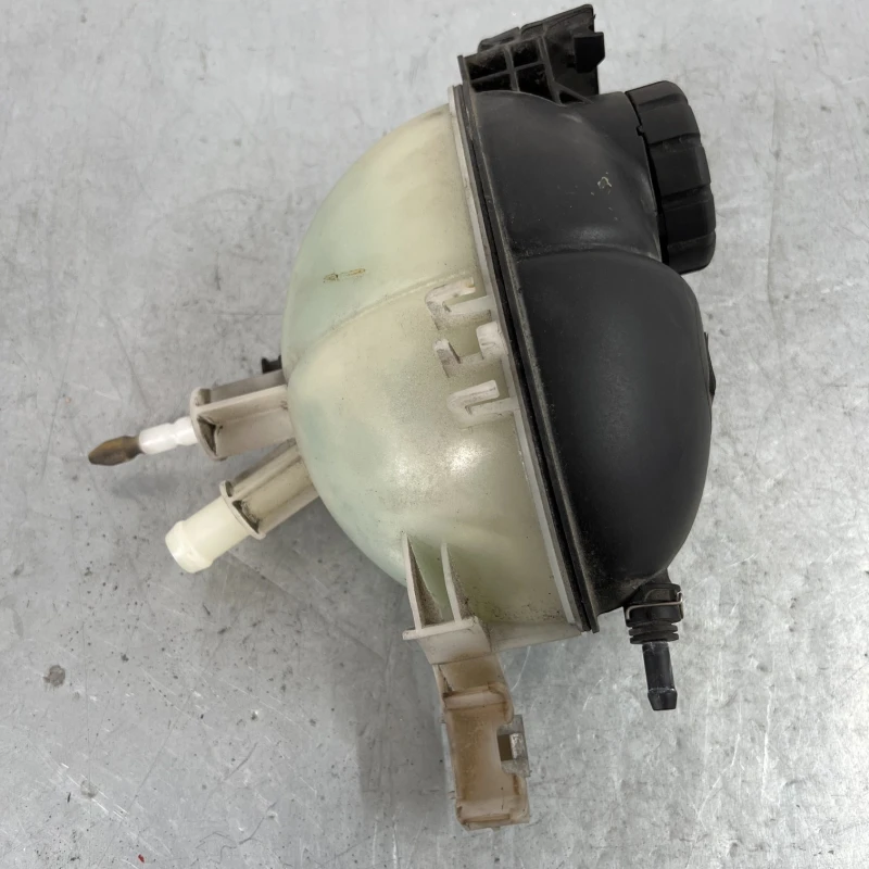 Vas expansiune / Mercedes-Benz C Class W204 2010 / Motor, racire si evacuare